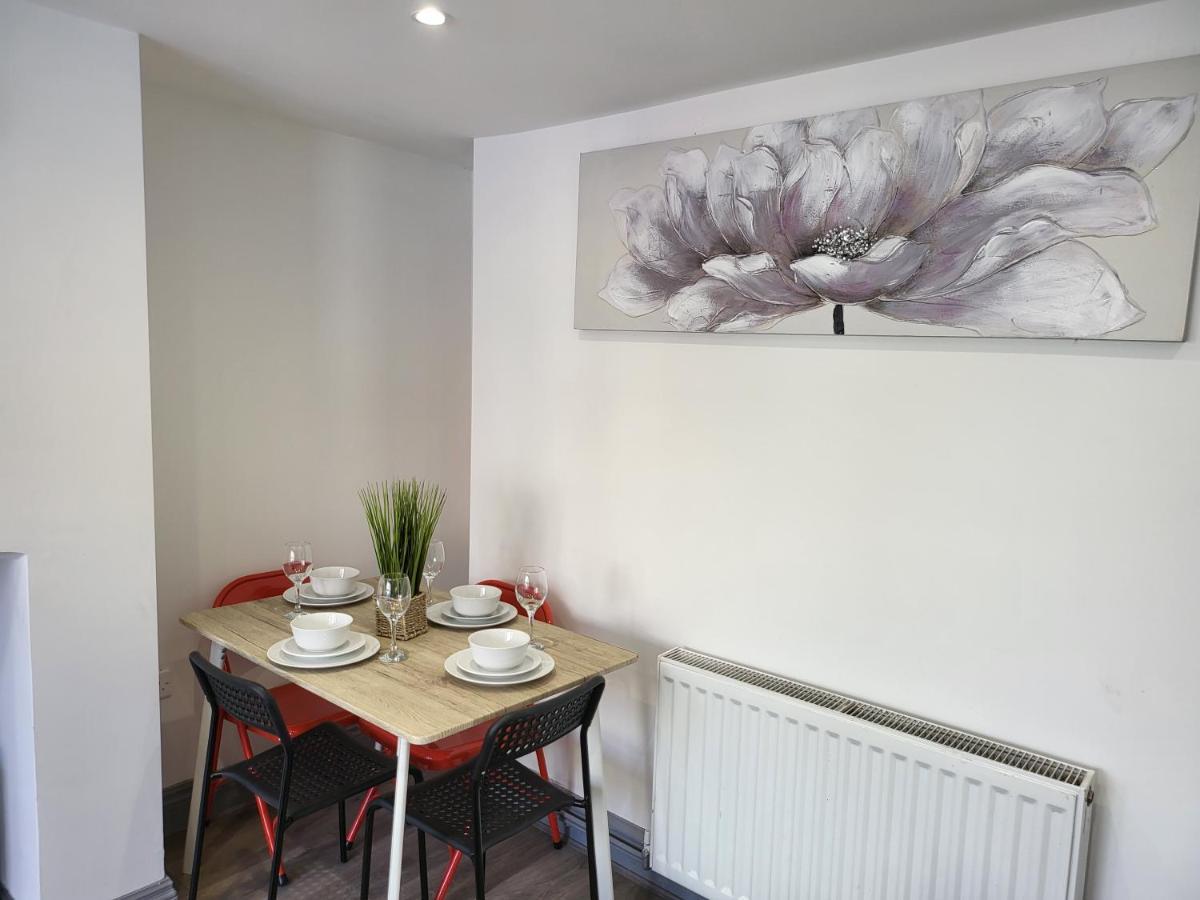 Vetrelax 4Bedroom House With Garden And Parking Colchester Exterior foto
